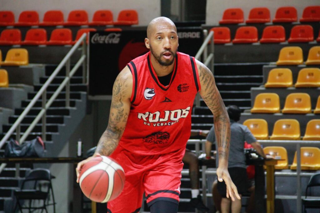 PREVIA: HALCONES ROJOS VS EL CALOR DE CANCÚN