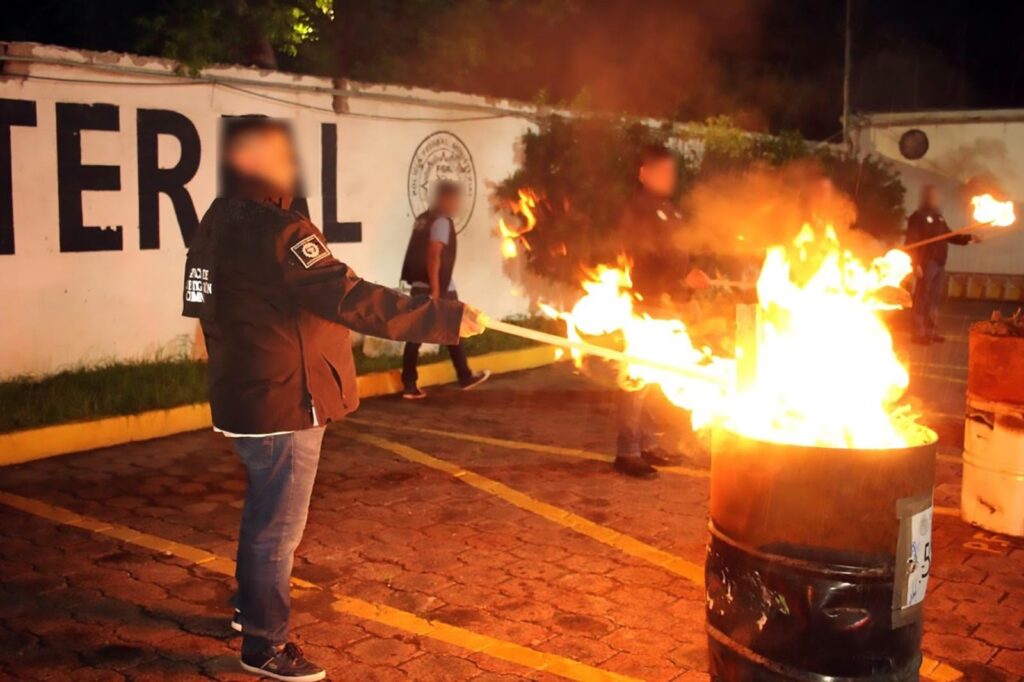 FGR INCINERA MÁS DE 200 KILOS DE DROGA INCAUTADA EN VERACRUZ