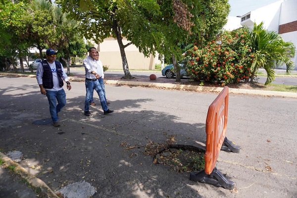 ALCALDE JM UNÁNUE PAVIMENTARÁ LA AVENIDA PASEO BOCA DEL RÍO EN LA TAMPIQUERA