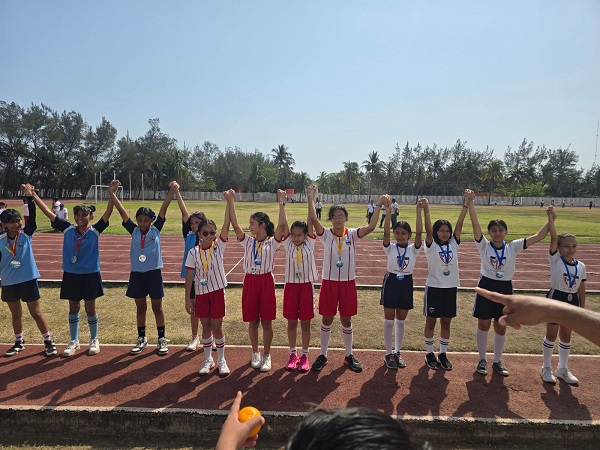 REALIZAN EXITOSAMENTE EL ATLETISMO DE LOS JUEGOS DEPORTIVOS ESCOLARES SUPERVISIÓN 64