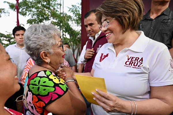 CON EL “JUEVES EN TU COLONIA”, EL AYUNTAMIENTO DE VERACRUZ LLEVA SOLUCIONES A LA CIUDADANÍA