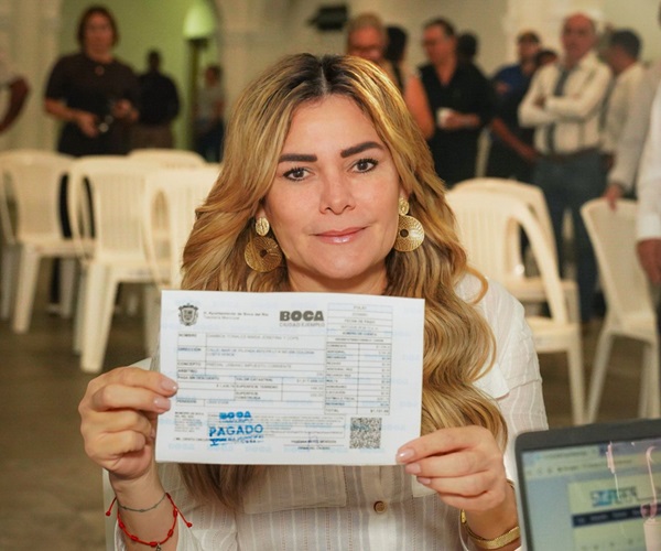 ALCALDESA MARYJOSE GAMBOA PONE EL EJEMPLO Y CUMPLE CON EL PAGO DEL IMPUESTO PREDIAL