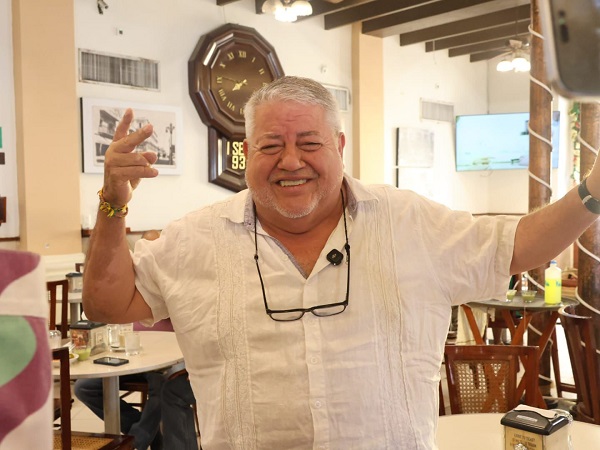 CRITICA MANUEL HUERTA QUE ALCALDES SALIENTES SE LLEVARON HASTA LA ELECTRICIDAD, DEJARON VACÍAS LAS ARCAS