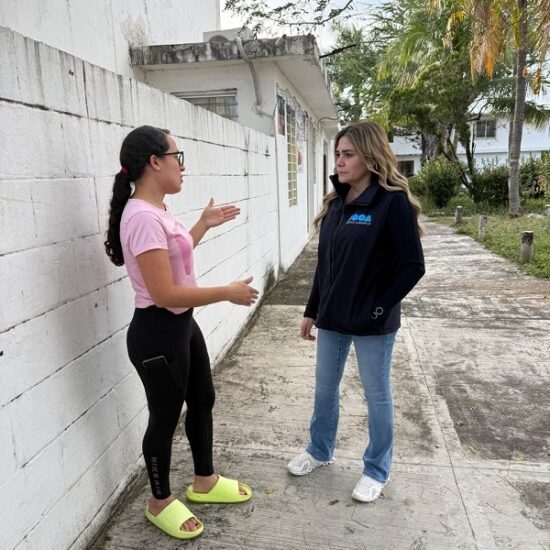 REALIZA ALCALDESA MARYJOSE GAMBOA RECORRIDO SORPRESA POR CASAS TAMSA