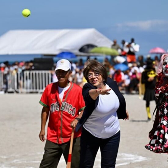 CONVERTIRÁN EN CENIZAS A “EL BACHE” DURANTE LA TRADICIONAL QUEMA DEL MAL HUMOR