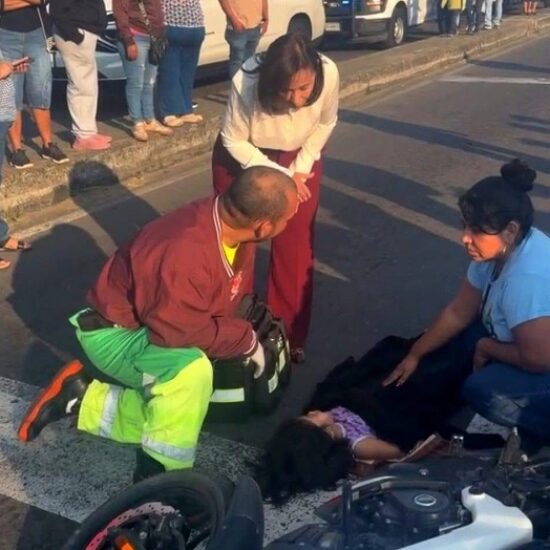 GOBERNADORA BRINDA APOYO A UNA MADRE Y A SU HIJA QUE HABÍAN SIDO ATROPELLADAS