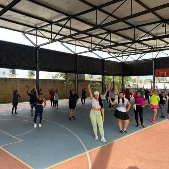 IMPULSA AYUNTAMIENTO DE VERACRUZ ESTILO DE VIDA SALUDABLE CON CLASES GRATUITAS DE ZUMBA