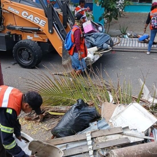 COLONIAS SIN REGULARIZAR SERÁN ATENDIDAS POR MI GOBIERNO: ROSA MARÍA