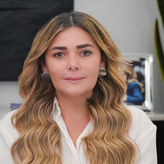 ALCALDESA MARYJOSE GAMBOA ORDENA CLAUSURAR LOS PARTIDOS DEL RACING Y SE PRONUNCIA POR RETIRAR EL COMODATO OTORGADO AL CLUB