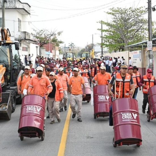 RECOLECTAN 150 TONELADAS DE DESECHOS EN LA COLONIA ADOLFO LÓPEZ MATEOS