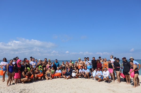 HISTÓRICA CLÍNICA DE AGUAS ABIERTAS EN LA ISLA DE EN MEDIO