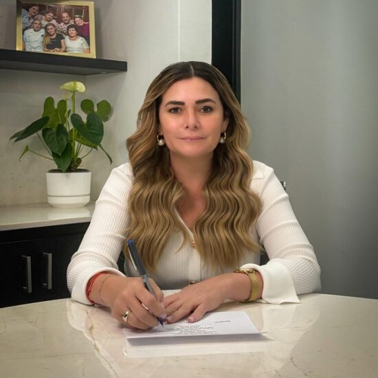 EMPRESAS DE TELECOMUNICACIONES ACEPTARON INICIAR EL RETIRO DE CABLES EN DESUSO: ALCALDESA MARYJOSE GAMBOA