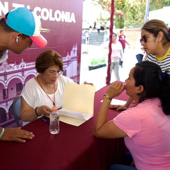 ESCUCHANDO AL PUEBLO SE TRANSFORMA LA CIUDAD DE VERACRUZ: ROSA MARÍA