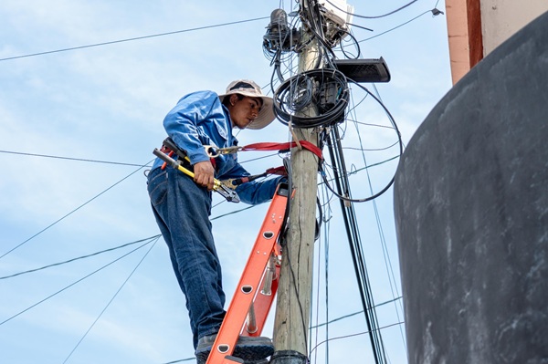 INICIA GOBIERNO DE BOCA DEL RÍO RETIRO DE CABLEADO EN DESUSO DE EMPRESAS DE TELECOMUNICACIONES Y CFE