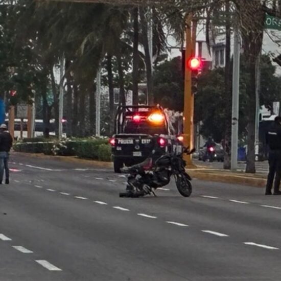 MUERE PAREJA DE MOTOCICLISTAS EN CALLE DE VERACRUZ