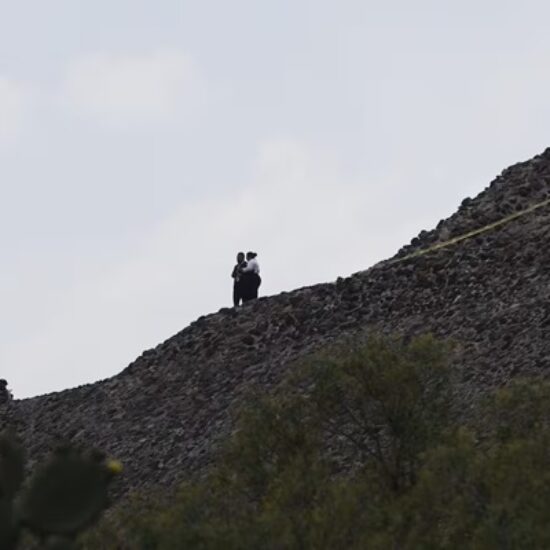 EMBAJADA DE EU EMITE ALERTA TRAS ATAQUE EN ZONA ARQUEOLÓGICA DE TEOTIHUACÁN; PIDE A SUS CIUDADANOS SEGUIR MEDIDAS DE SEGURIDAD