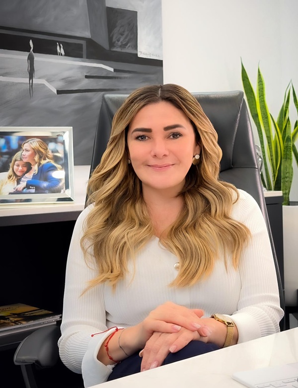 ALCALDESA MARYJOSE GAMBOA ORDENA RETIRAR “BOLAS MACETA” Y RECUPERAR VIALIDADES