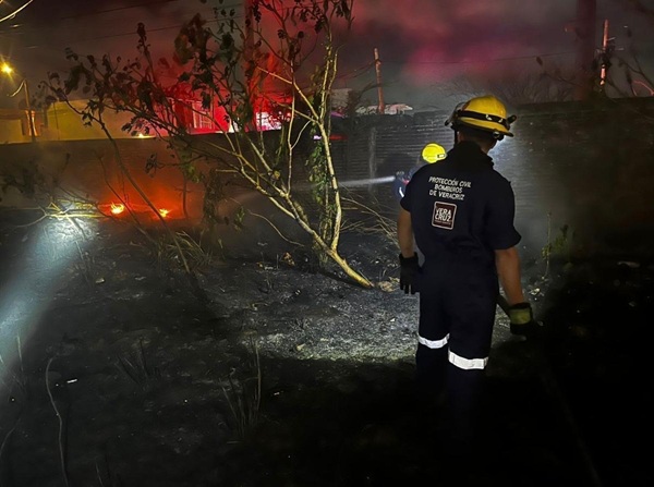 ATIENDE PC MUNICIPAL DE VERACRUZ AFECTACIONES POR PASO DE FRENTE FRÍO 43