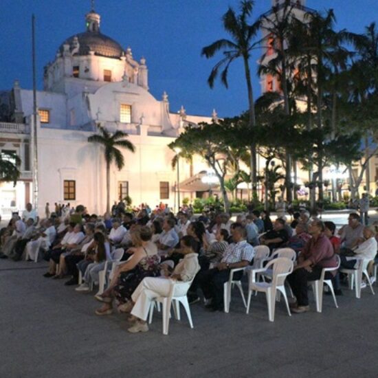 FORTALECE AYUNTAMIENTO DE VERACRUZ MEMORIA HISTÓRICA DE LA CIUDAD