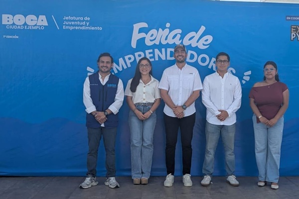 AYUNTAMIENTO DE BOCA DEL RÍO IMPULSA FERIA DE EMPRENDEDORES