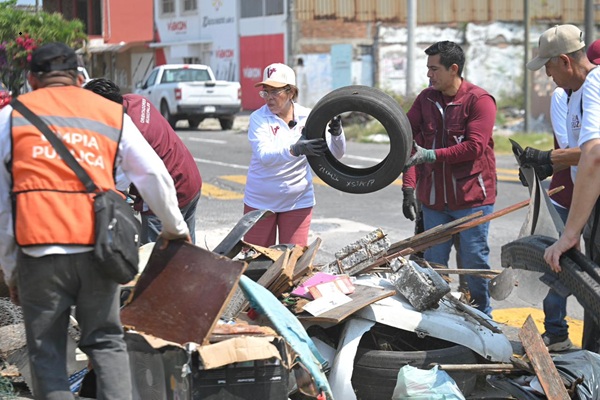 RETIRAN 134 TONELADAS DE DESECHOS EN JORNADA DE DESCACHARRIZACIÓN EN LA CIUDAD DE VERACRUZ