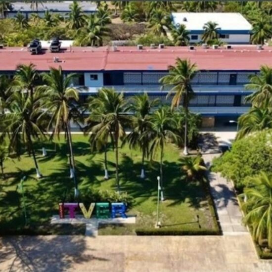 TECNOLOGICO DE VERACRUZ REALIZA SU FERIA DE CARRERAS