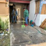 MUNICIPIO Y VECINOS REALIZAN LIMPIEZA EN RINCÓN DE PALMA REAL LUEGO DE EXPLOSION