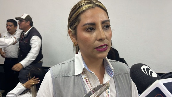 AUTORIDADES FEDERALES PIDEN EVITAR EXPOSICIONES AL SOL Y MANTENERSE HIDRATADOS