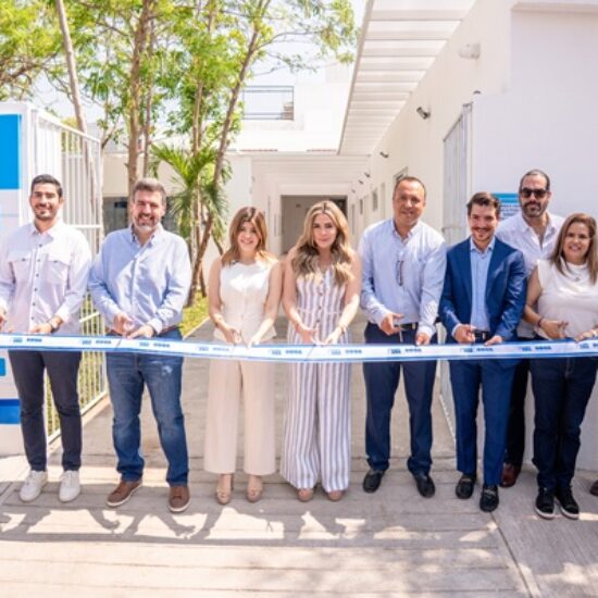 ALCALDESA MARYJOSE GAMBOA TORALES, INAUGURA EL CENTRO MÉDICO MUNICIPAL SANTA ANA; CUMPLE COMPROMISO CON LA SALUD DE LOS BOQUEÑOS