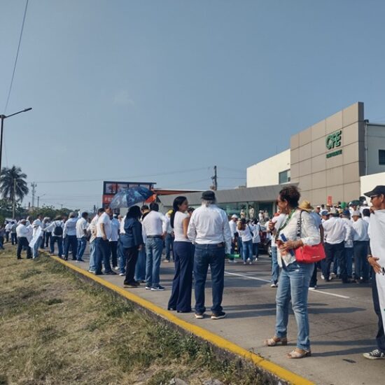 TRAS OLA DE PROTESTAS CONTRA CFE, LA EMPRESA RESPONDE Y ASEGURA QUE FORTALECE SU INFRAESTRUCTURA