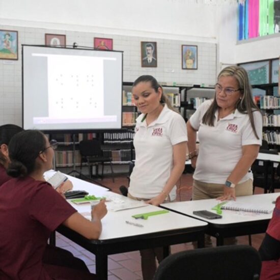 IMPULSA AYUNTAMIENTO DE VERACRUZ ENSEÑANZA DEL SISTEMA BRAILLE
