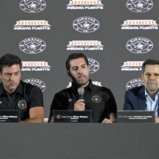 REGRESA EL FUTBOL PROFESIONAL A VERACRUZ, SE PRESENTA EL CLUB PIRATAS FC