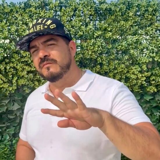 ZENYAZEN ESCOBAR DESMIENTE SER PROPIETARIO DE YATE INCENDIADO EN VERACRUZ