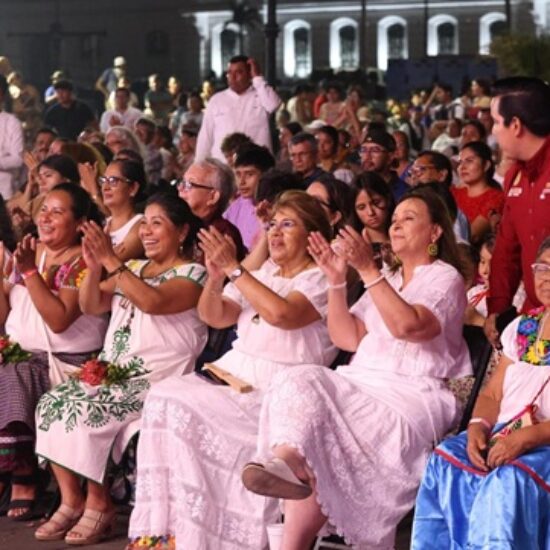 CON EL IMPULSO DE LA GOBERNADORA, EL FESTIVAL YOLPAKI LA ROMPIÓ: PROYECTÓ A LA CIUDAD COMO ESCAPARATE DE CULTURA Y TRADICIÓN DEL ESTADO DE VERACRUZ