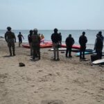 80 JOVENES QUEDARON VARADOS EN EL MAR, ESTABAN PRACTICANDO KAYAK Y PADDLE