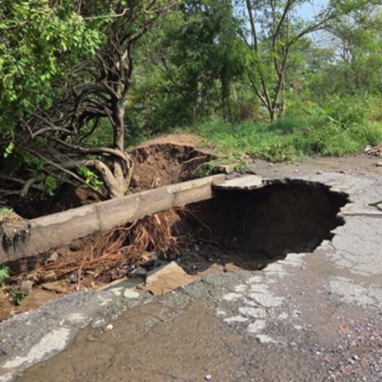 LLUVIAS DEJAN SOCAVÓN EN LA ZONA NORTE DE VERACRUZ