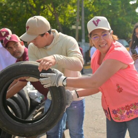 RETIRAN MIL 710 TONELADAS DE CACHARROS EN COLONIAS DE LA CIUDAD DE VERACRUZ