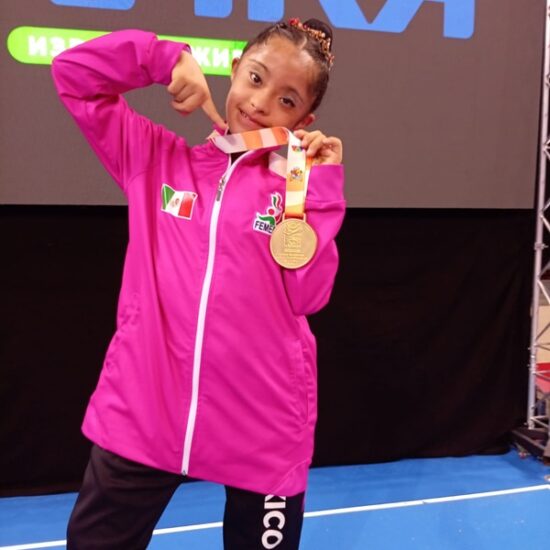 VERACRUZANA ZOÉ LÓPEZ VIDAÑA CAMPEONA MUNDIAL DE GIMNASIA RÍTMICA EN BULGARIA
