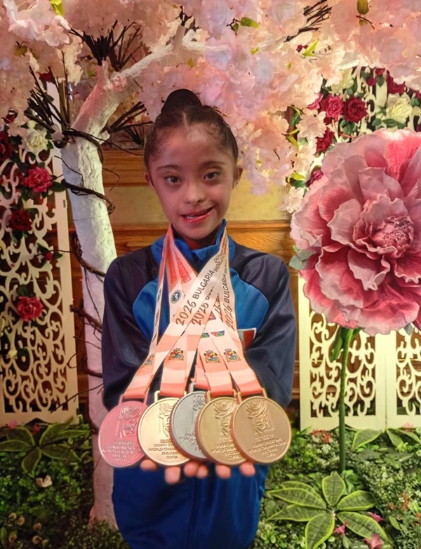 HISTÓRICO CIERRE DORADO PARA GIMNASTA VERACRUZANA EN BULGARIA