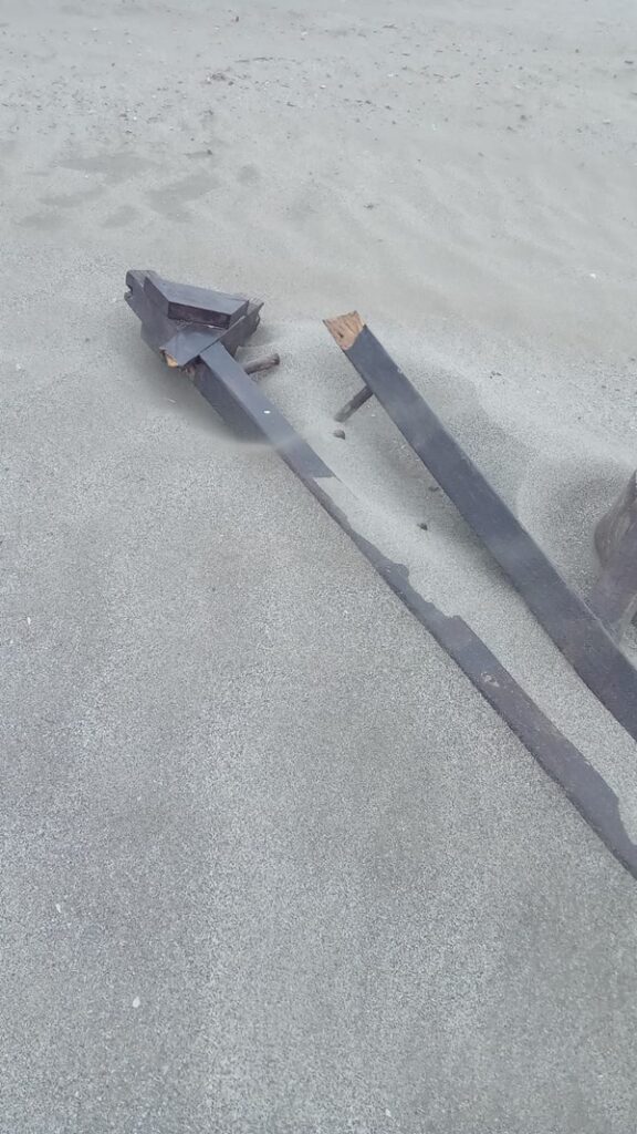 RETIRAN GIMNASIO DE PLAYA MARTÍ PARA PROTEGER LA SEGURIDAD DE LA POBLACIÓN