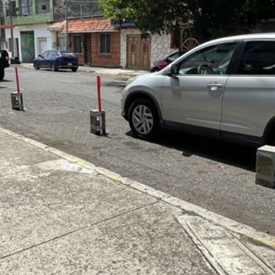 TRÁNSITO MUNICIPAL DE VERACRUZ LIBERA CALLES DE APARTADOS ILEGALES