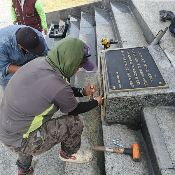 INICIA REHABILITACIÓN DE OBELISCO A LOS HÉROES CAÍDOS DE 1914 TRAS INTENTO DE ROBO DE LA PLACA DE BRONCE