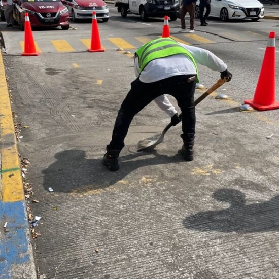 MEJORA AYUNTAMIENTO DE VERACRUZ LA MOVILIDAD Y LA SEGURIDAD VIAL EN INMEDIACIONES DEL IMSS