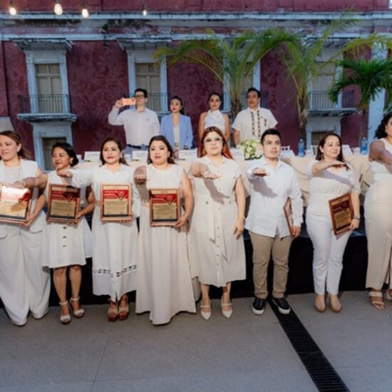 RED NACIONAL MÉXICO EMPRENDE TOMA PROTESTA A SU CONSEJO DIRECTIVO ESTATAL DE VERACRUZ