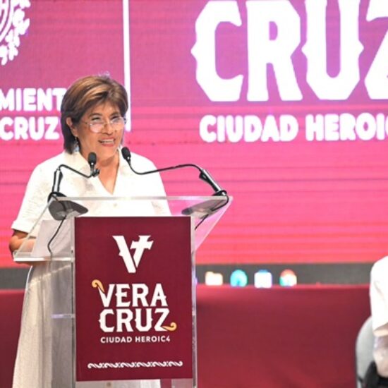 REITERA ROSA MARÍA COMPROMISO CON EL FORTALECIMIENTO DE LOS CUERPOS DE BOMBEROS