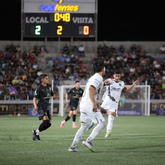 PIRATAS FC LUCHA HASTA EL FINAL, CAE ANTE ATLÉTICO LA PAZ