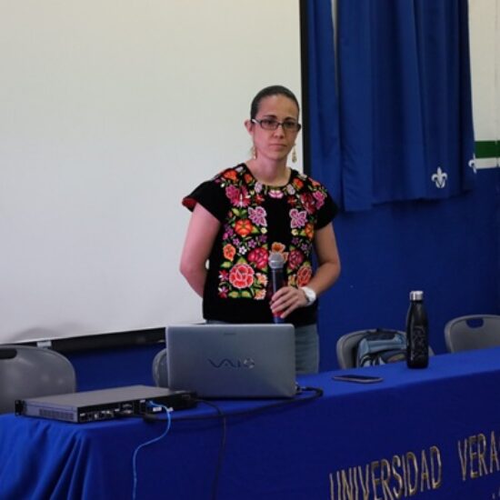REALIZAN CON ÉXITO CONFERENCIA MAGISTRAL “MUERTE SÚBITA EN EL DEPORTE” EN LA UV