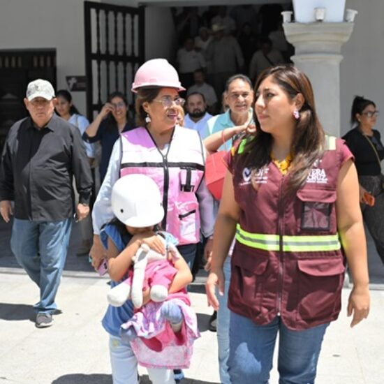 REITERA ROSA MARÍA COMPROMISO CON LA PREVENCIÓN FORTALECIENDO ÁREAS DE PROTECCIÓN CIVIL MUNICIPAL DE VERACRUZ