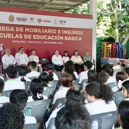 RECONOCE ROSA MARÍA IMPULSO DE LA GOBERNADORA ROCÍO NAHLE PARA FORTALECER EL SISTEMA EDUCATIVO VERACRUZANO