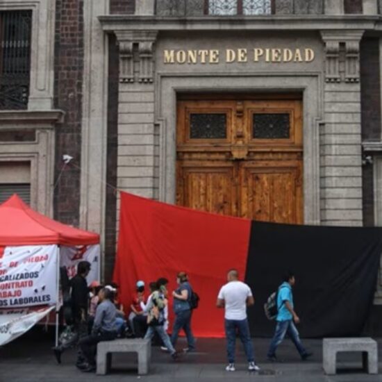 A CASI UN AÑO DEL ESTALLAMIENTO DE LA HUELGA SE PONER FIN A LA HUELGA EN NACIONAL MONTE DE PIEDAD